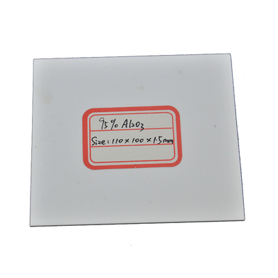 Placa cerâmica 9 Mohs da alumina de alta temperatura com 8,9 expansão térmica de X 10-6/K