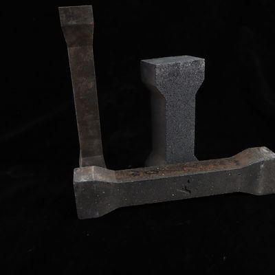 Postes de forno não vidrados Resistência ao esmagamento a frio> 90MPA Porosidade aparente 7-8% para operações de forno