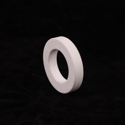 Resistência de isolamento acima de 1012 Ohm cm Cerâmica de alumina com resistência à flexão de 200 a 400 MPa Adequada para componentes elétricos industriais