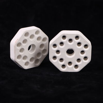 Resistência ao choque térmico 250 Mullite Cerâmica com coeficiente de expansão térmica de 4,5 a 5,5 × 10−6 por Kelvin e dureza de 7 a 8 Mohs Usado em sistemas de proteção térmica