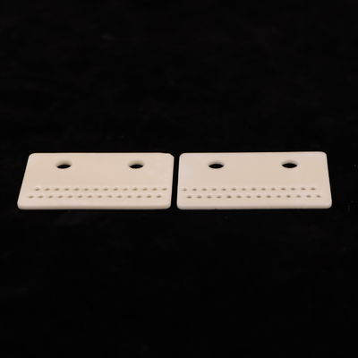 8.9 x 10-6/K Expansão Térmica de Cerâmica de Óxido de Alumínio para Aplicações Duráveis e Fortes