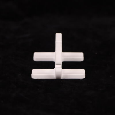 Resistência de Isolamento Maior que 10¹² Ohm-cm Cerâmica de Alumina Óxido de Alumínio Material Cerâmico para Aplicações Elétricas